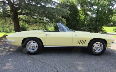 Photo of a 1964 Chevrolet Corvette Stingray for sale