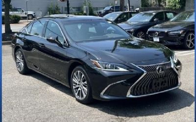 Photo of a 2020 Lexus ES Sedan for sale