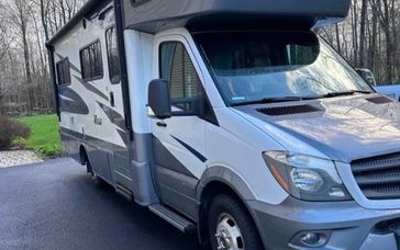 Photo of a 2019 Winnebago View 24J for sale