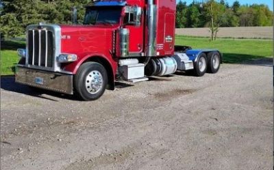 2019 Peterbilt 389 