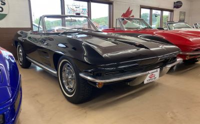 Photo of a 1963 Chevrolet Corvette Stingray Convertible for sale