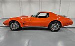 1976 Corvette Thumbnail 1