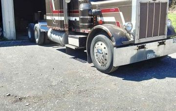 1984 Peterbilt 359 