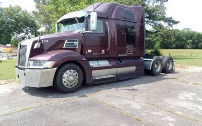 Photo of a 2018 Western Star 5700XE Sleeper Semi for sale