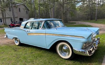 Photo of a 1957 Ford Fairlane Skyliner for sale