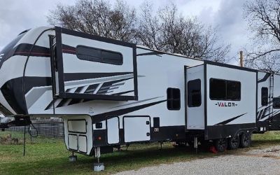 Photo of a 2022 Alliance RV Valor 40V13 for sale