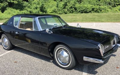 Photo of a 1963 Studebaker Avanti R1 for sale