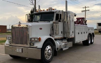 Photo of a 2006 Peterbilt 378 Wrecker TOW Truck for sale