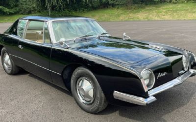 Photo of a 1963 Studebaker Avanti R1 for sale