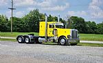 2017 Peterbilt 389