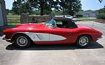 1961 Corvette Thumbnail 3