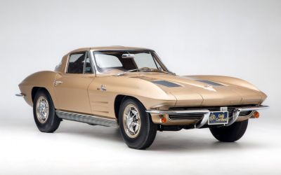 Photo of a 1963 Chevrolet Corvette Fuel Injection Coupe 1963 Chevrolet Corvette Split Window Coupe for sale