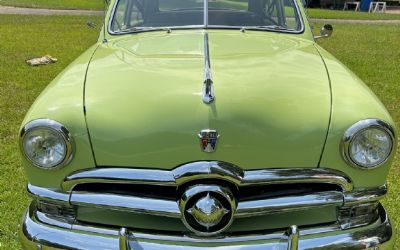 1950 Ford Crestliner Coupe