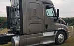 2018 Cascadia 113 Sleeper Semi Trac Thumbnail 5