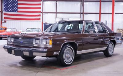 Photo of a 1991 Ford Crown Victoria LX for sale