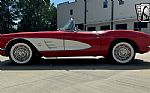 1961 Corvette Thumbnail 3