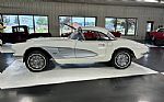 1961 Corvette Thumbnail 16