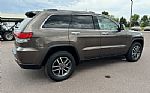 2021 Grand Cherokee Thumbnail 2