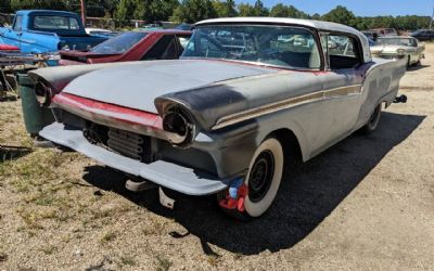 Photo of a 1957 Ford Fairlane 500 Skyliner for sale