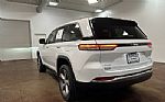 2022 Grand Cherokee Thumbnail 41