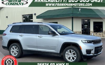 Photo of a 2023 Jeep Grand Cherokee L Limited for sale