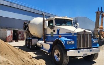 Photo of a 2017 Kenworth W900 Mixer Truck for sale