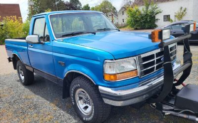 Photo of a 1992 Ford F-150 XLT Lariat 2DR 4WD Standard Cab SB for sale