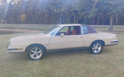 Photo of a 1982 Pontiac Grand Prix for sale