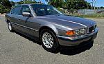 2000 BMW 740i