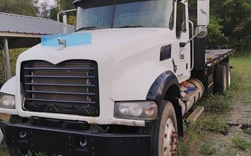 2007 Mack Granite 