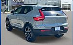 2024 XC40 Thumbnail 5