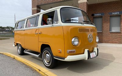 Photo of a 1971 Volkswagen Transporter Type II BUS for sale