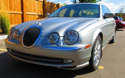 Photo of a 2000 Jaguar S-TYPE for sale