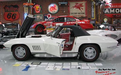 Photo of a 1967 Chevrolet Corvette Convertible Ermine White-Red 435HP, Top Flight for sale