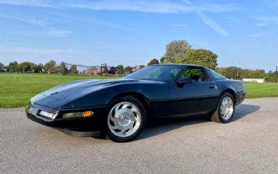 Photo of a 1995 Chevrolet Corvette Base 2DR Hatchback for sale