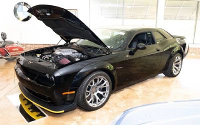 Photo of a 2023 Dodge Challenger SRT Hellcat Redeye 2DR Widebody Coupe for sale