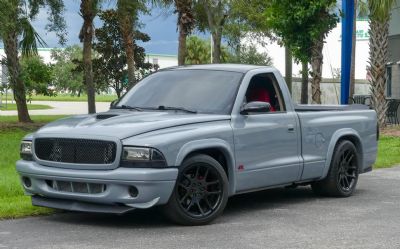 2002 Dodge Dakota 4.7-Liter V8 Restomod 2002 Dodge Dakota Restomod