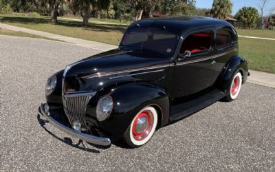 Photo of a 1939 Ford Deluxe Street Red for sale