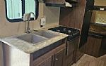 2018 215BH 23' Travel Trailer Thumbnail 11