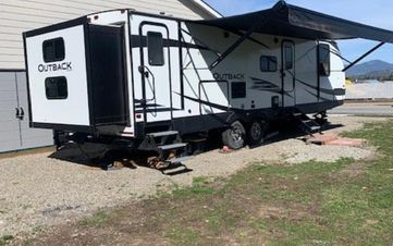 Photo of a 2019 Keystone Outback Ultra-Lite 301UBH for sale