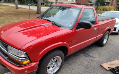 Photo of a 1998 Chevy S10 LS for sale