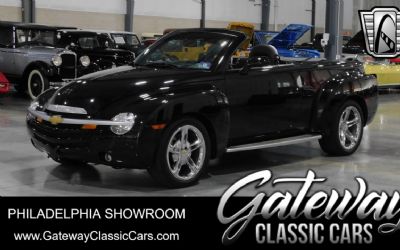 Photo of a 2004 Chevrolet SSR for sale