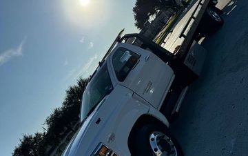 2019 Chevrolet Silverado MD LT