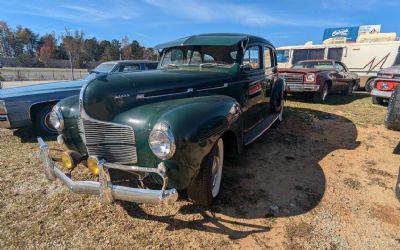 1940 Dodge Sedan 4-DOOR Sedan