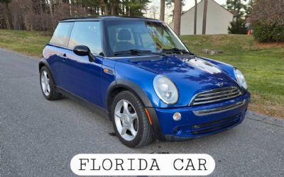 Photo of a 2005 Mini Cooper Base 2DR Hatchback for sale