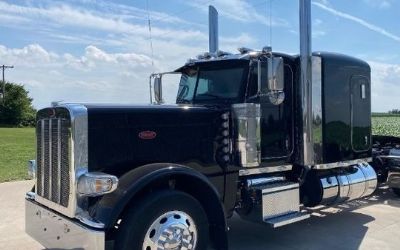 Photo of a 2015 Peterbilt 389 Pride And Class for sale