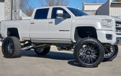 Photo of a 2019 GMC Denali 2500HD Truck for sale