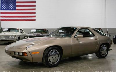 Photo of a 1982 Porsche 928 for sale