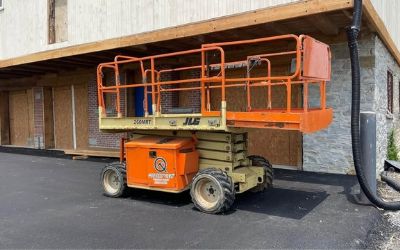 2014 JLG 260MRT 