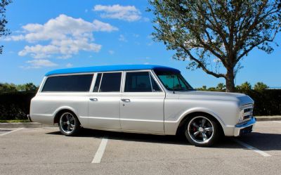 Photo of a 1968 Chevrolet Suburban for sale